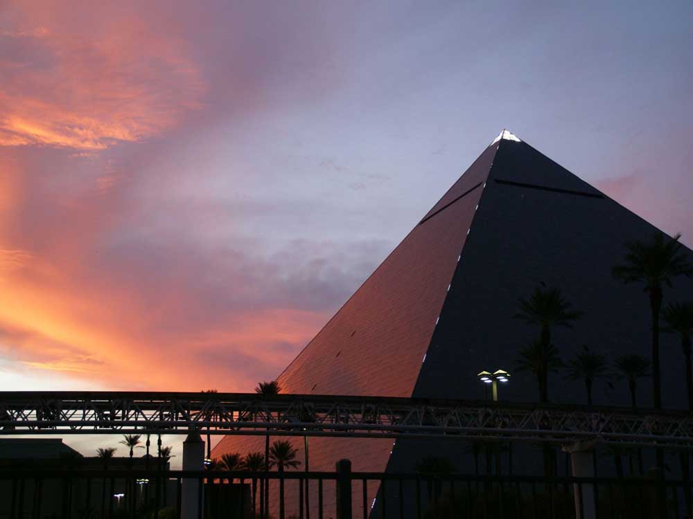 LUXOR